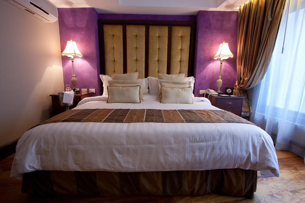 Hotel Celeste Makati Makati City Екстериор снимка