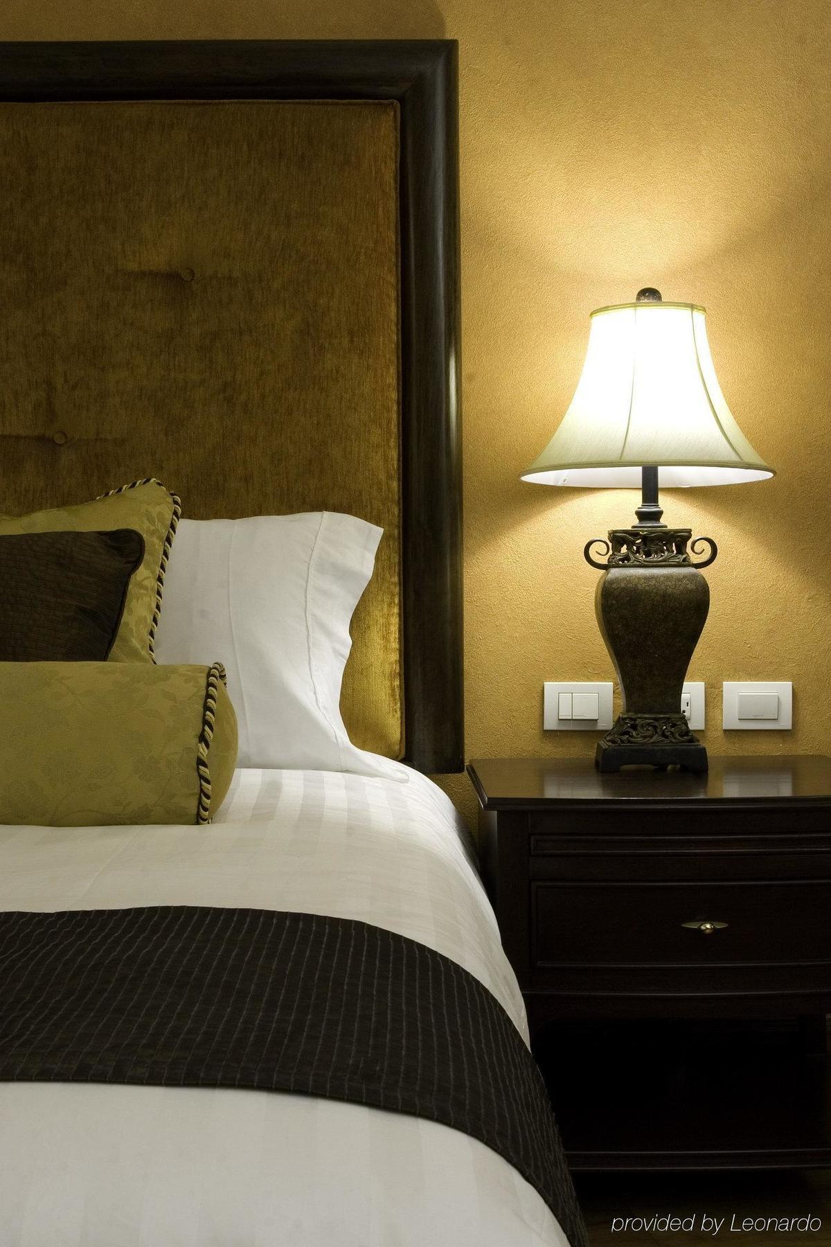 Hotel Celeste Makati Makati City Екстериор снимка