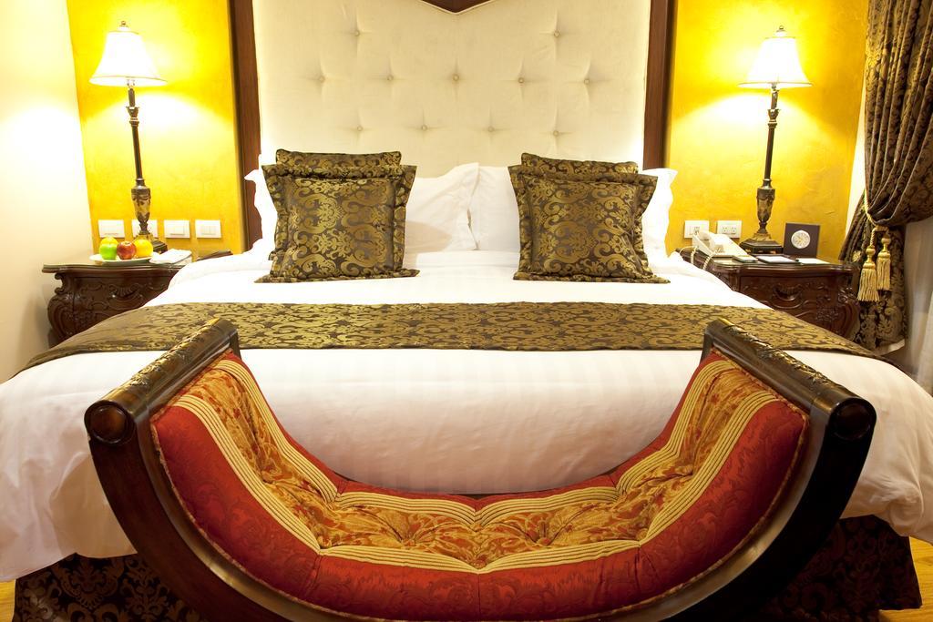 Hotel Celeste Makati Makati City Екстериор снимка