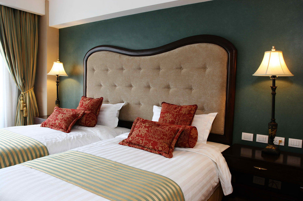 Hotel Celeste Makati Makati City Екстериор снимка