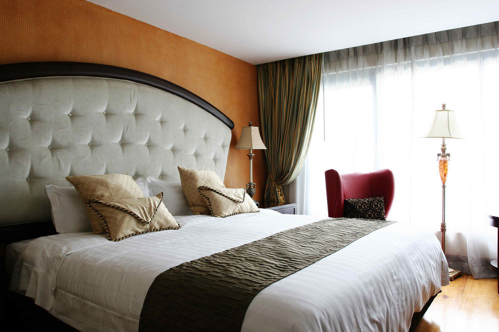 Hotel Celeste Makati Makati City Екстериор снимка
