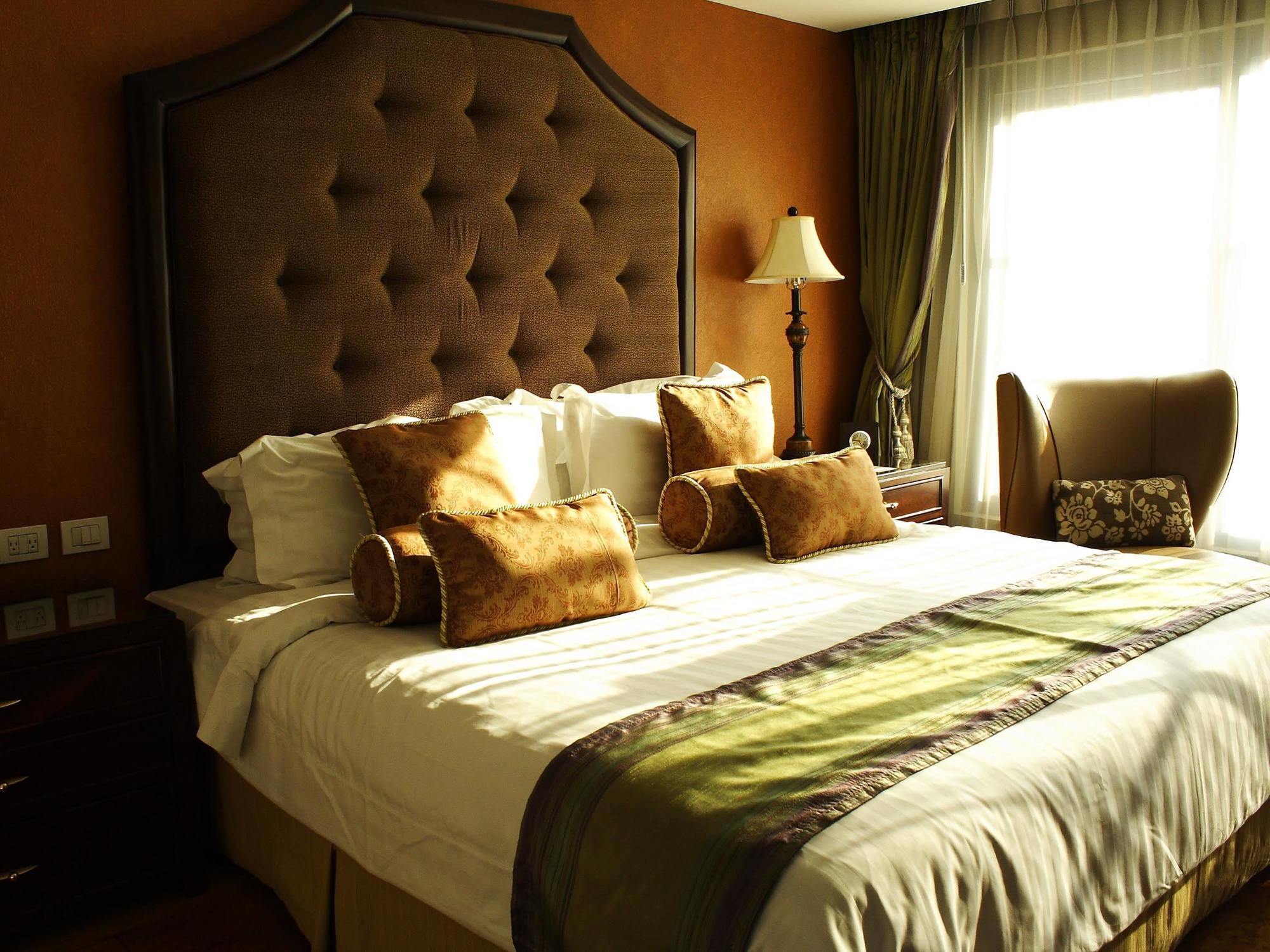 Hotel Celeste Makati Makati City Екстериор снимка